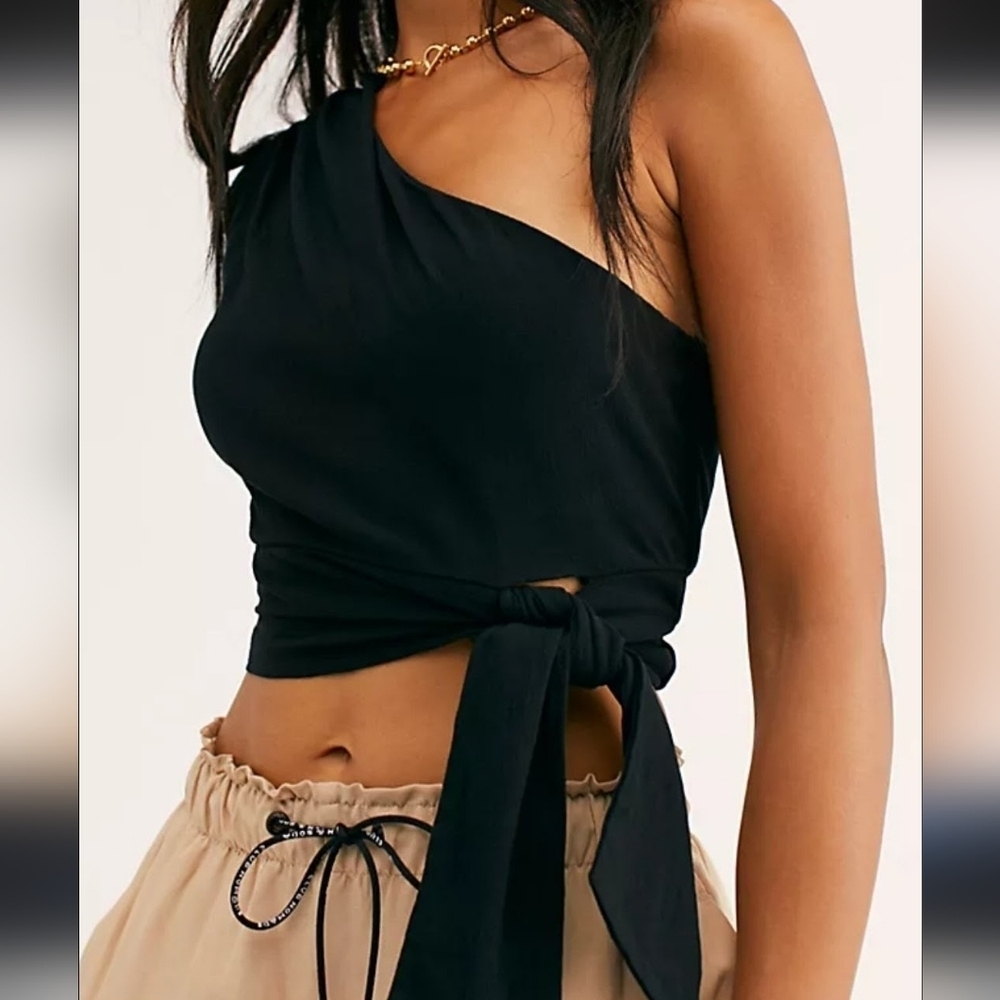 Free People Black Jersey Knit One Shoulder Sleeveless Tie Carmen Cropped Top M